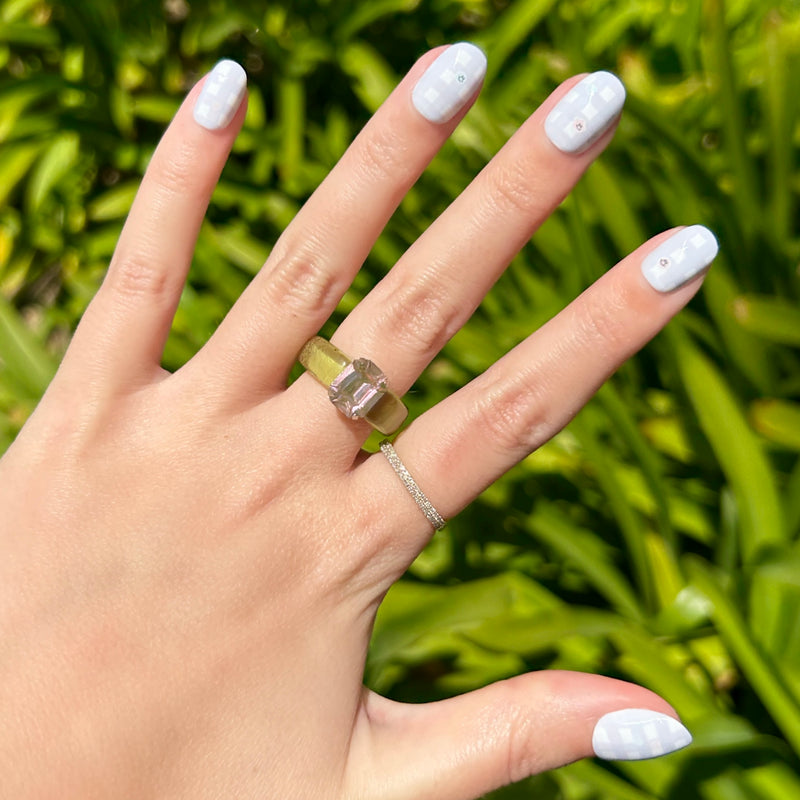 picture of Gingham Party | Round | Extra Short