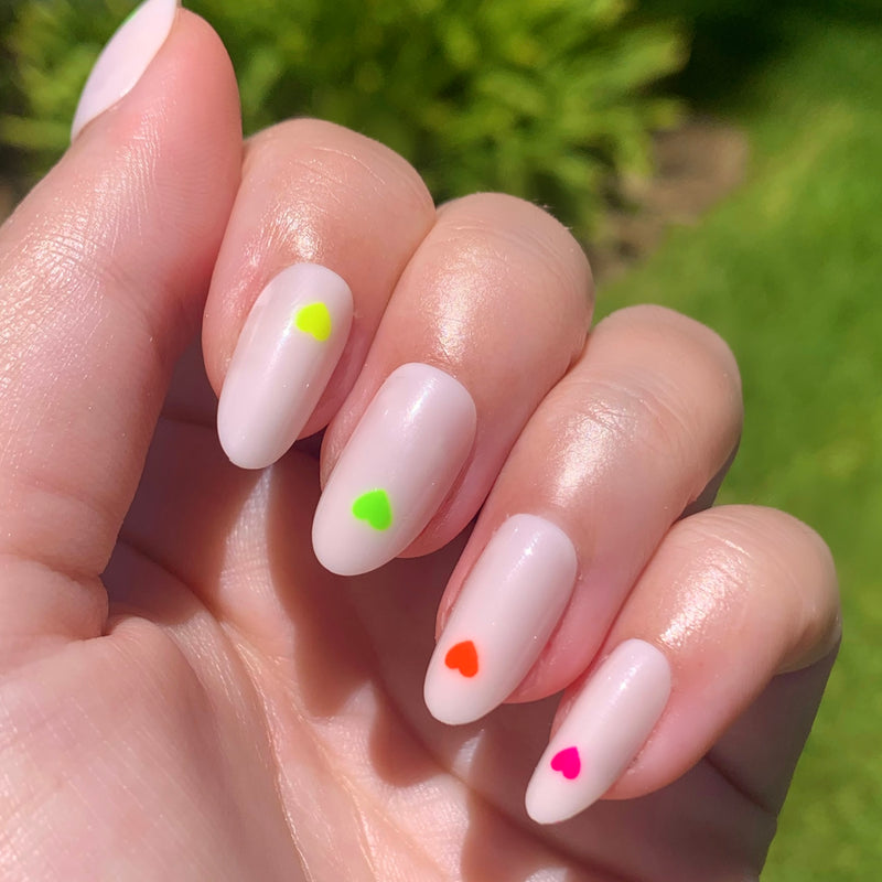 picture of Neon Hearts | Oval | Medium