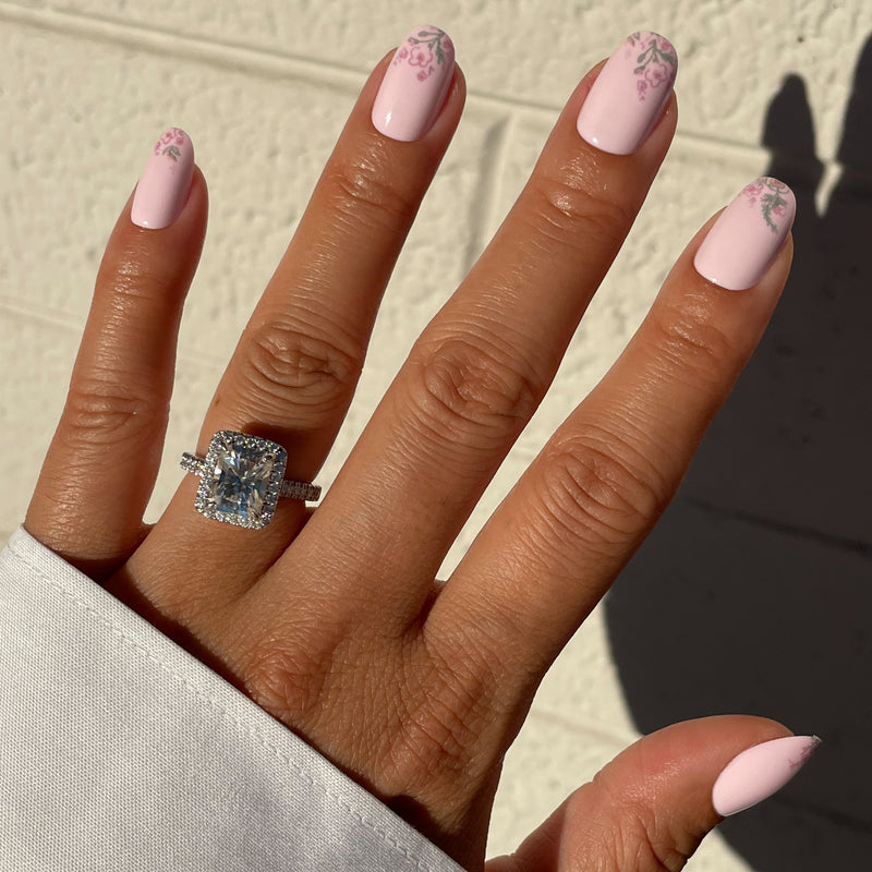 picture of Faded Florals - Press-On | Short | Round