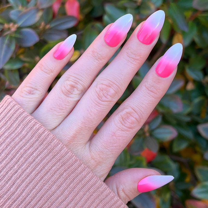 picture of Hot Strawberry Gradient - Press-On | Long | Almond