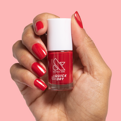 Smooch, A rich scarlet red