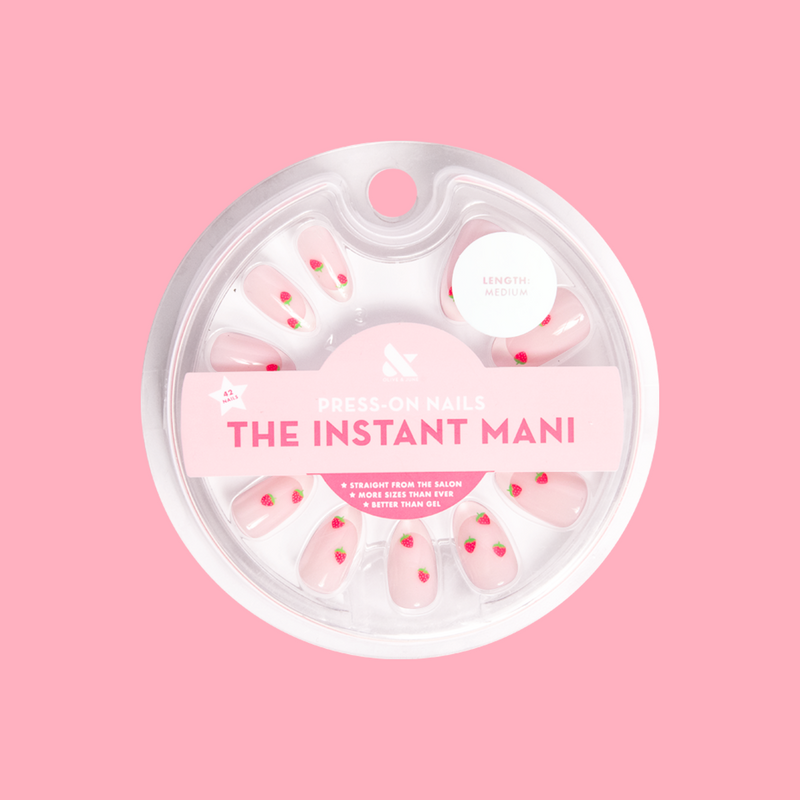 Strawberry French | Almond | Medium 