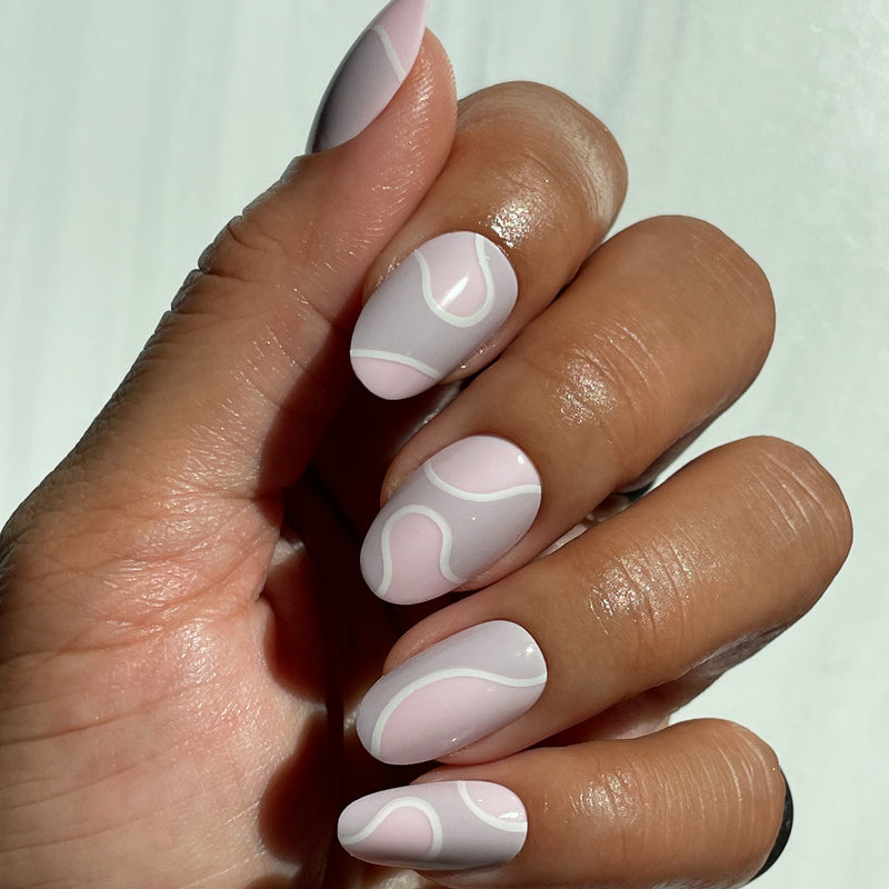 picture of Groovy Swirl - Press-On | Medium | Oval