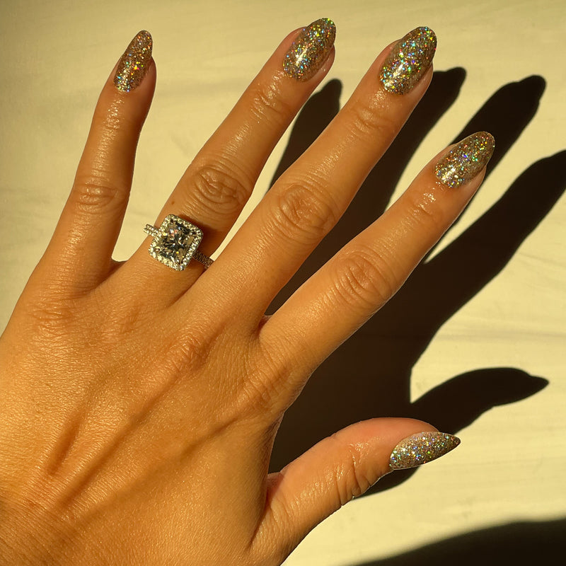 picture of OBVI - Press-On | Medium | Oval