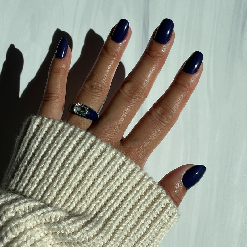 picture of OMG - Press-On | Short | Round