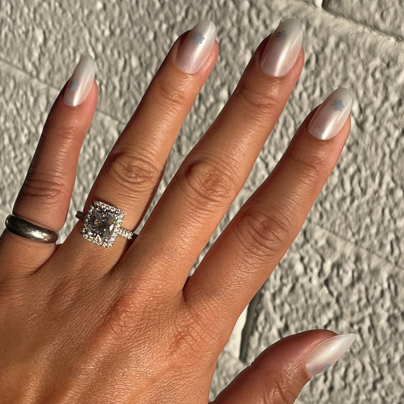 picture of Shimmer Snowflake | Oval | Medium