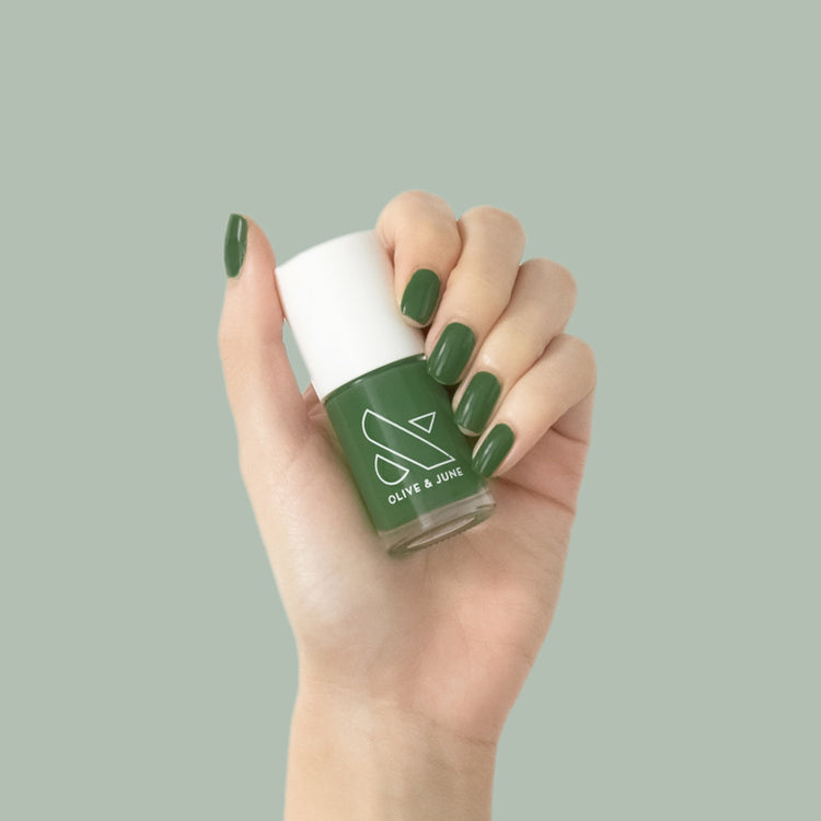 Geometry polish hunter green