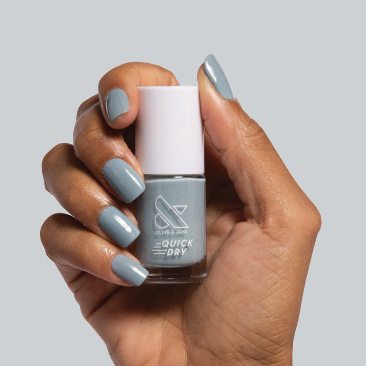 Seche Vite Dry Fast Top Coat Review: My Secret to a Fast Manicure